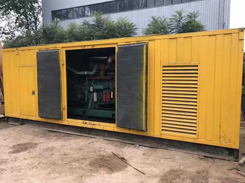 新城街道柴油发电机组滤清器内充满机油但压力不足如何进行故障排查？