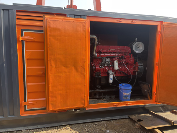 新城街道哪些因素会影响 200KW 柴油发电机的燃油消耗率？