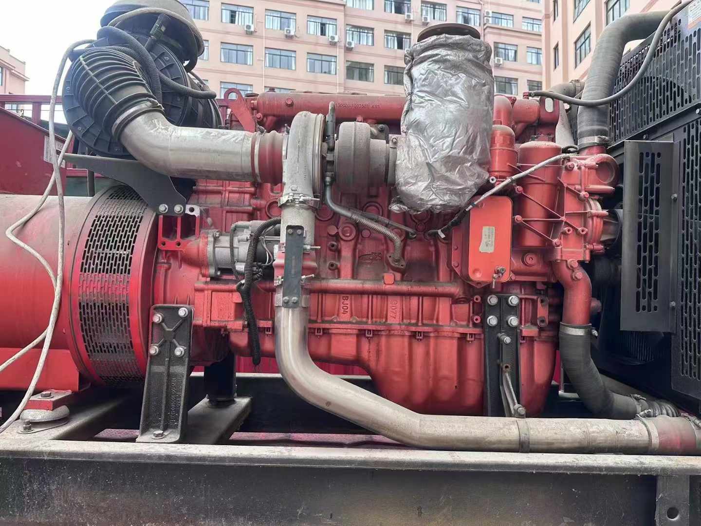 新城街道如何选择适合 600kW 柴油发电机组的过载保护器？