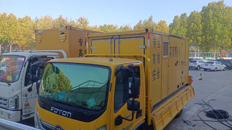 新城街道有哪些因素会影响柴油发电机组和UPS电源的切换时间？